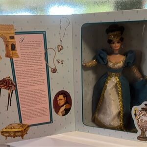 1996 Barbie doll French lady Mattel 16707 new in box